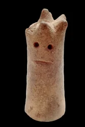 Cabeza humana cilíndrica, de Ife, siglos XII-XV